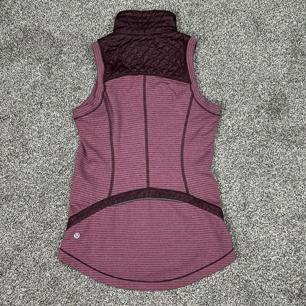 Lululemon Rebel Runner‎ Vest Womens 4 Petal Camo Print Quilted Bordeaux Berry